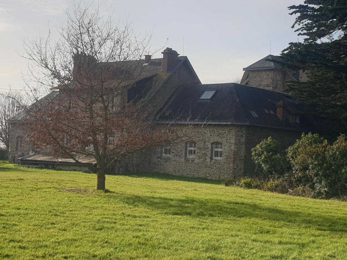 Chateau De Surville Surville  Exteriör bild